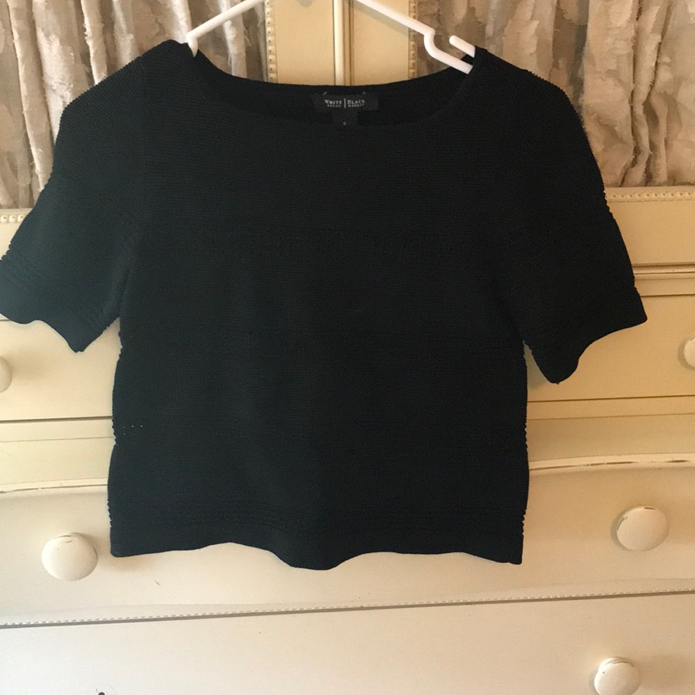 Black crop top